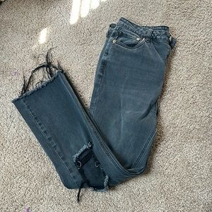 Grey Ripped Jeans | Size 29 | Barely worn/perfect state